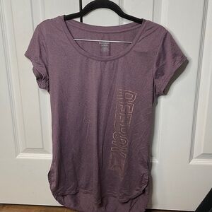 Reebok Mauve Short Sleeve activewear Tee, Size Medium